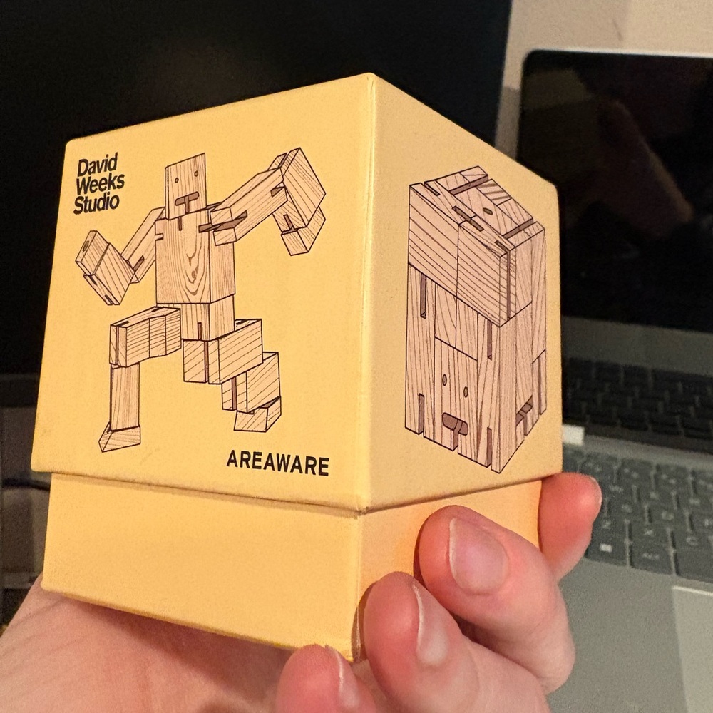 Cubebot Wooden Robot Transforming Toy - Picture 5 of 8